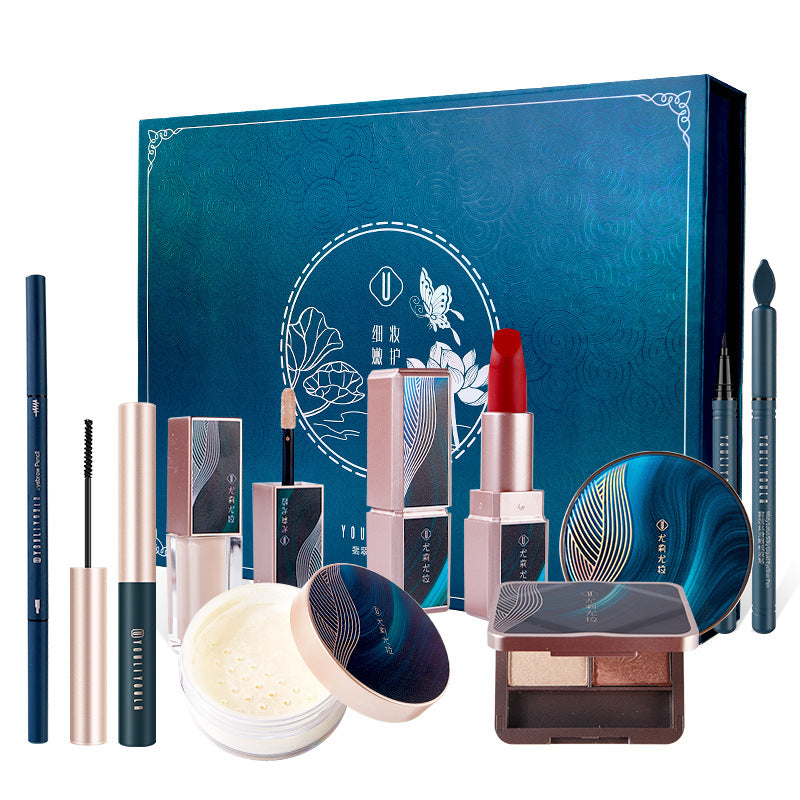 A Box Of Eight-Piece Floral Jade Jade Makeup Set